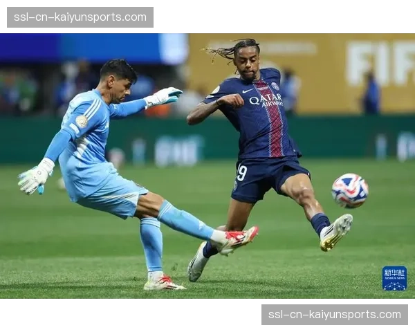 转会传闻：维尼修斯与巴黎圣日耳曼再度联系在一起